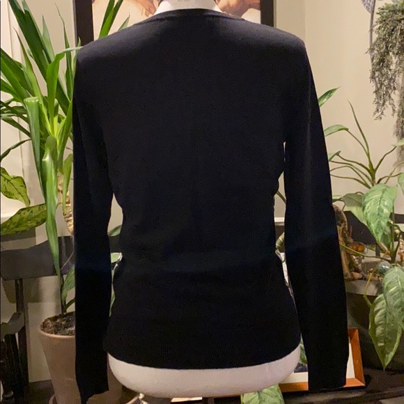 Button up sweater - Picture 3 of 3